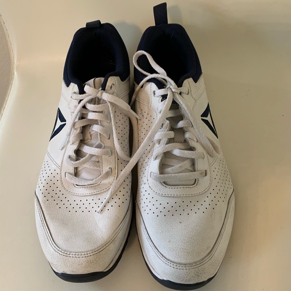 Shoes - Picture 9 of 14